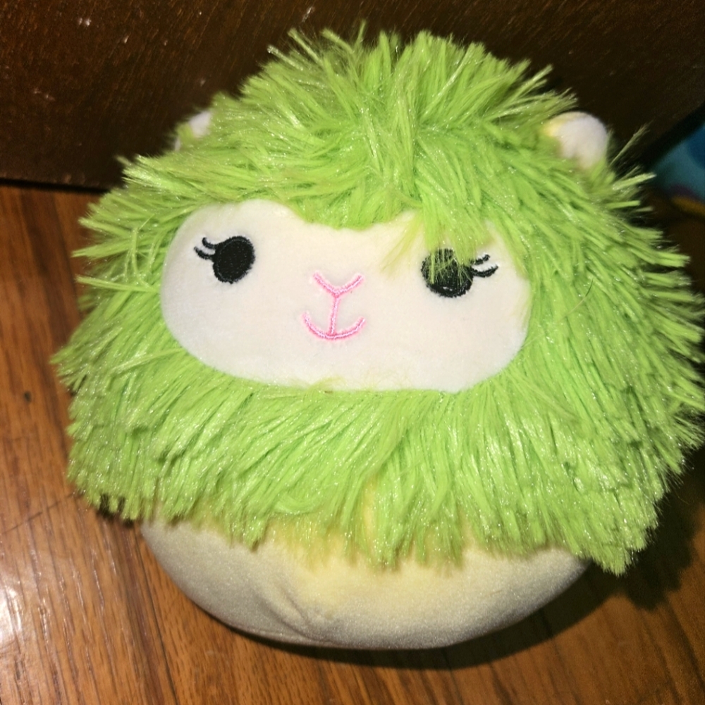 NWT Cavaleri the Alpaca Squishmallow 5” bright lime green